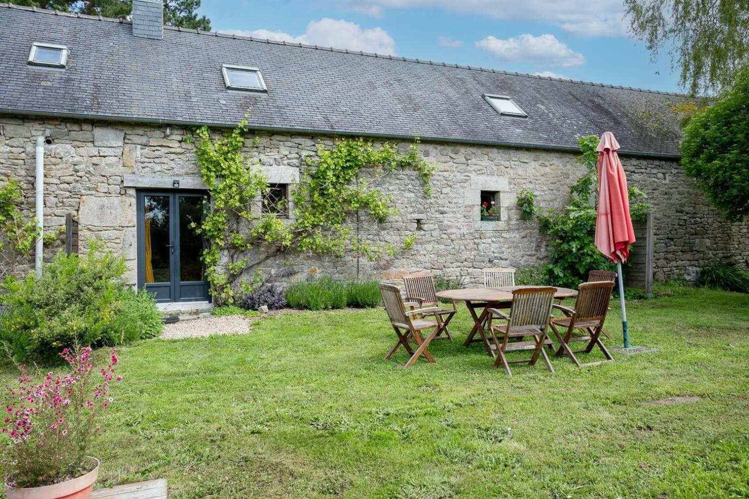 Domaine De La Blanche Hermine Plounerin Exterior photo
